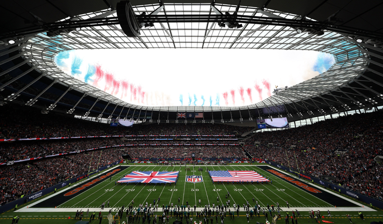 Foto: Królewscy i NFL przygotowują się do meczu na Santiago Bernabéu