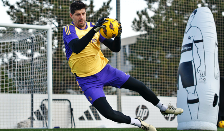 Foto: MARCA: Courtois zszedł z treningu z kontuzją drugiego kolana