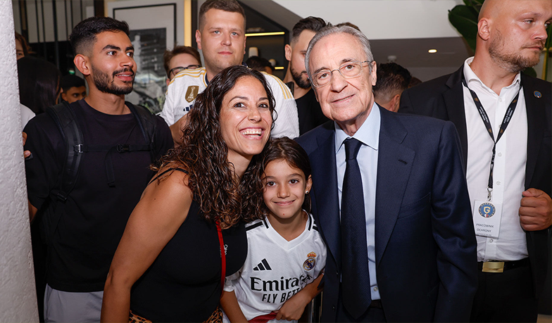 Foto: Florentino Pérez przyleciał do Warszawy!