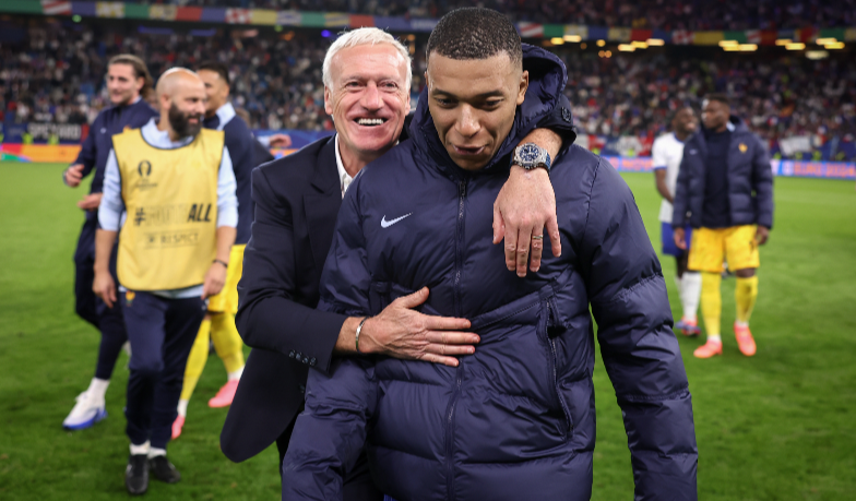 Foto: Deschamps: Wolne? Kylian realizuje program z klubem, Realem Madryt