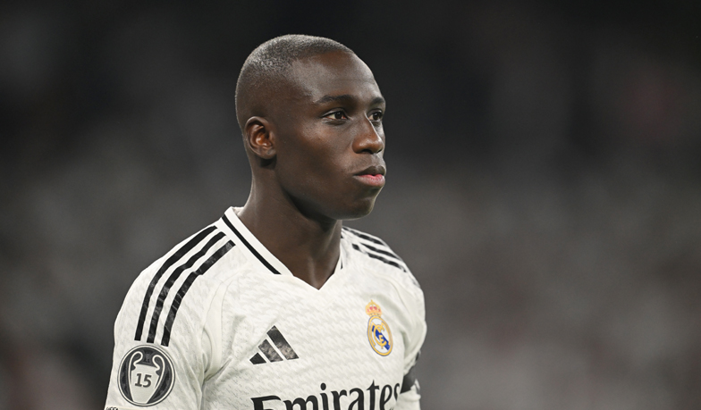 Foto: MARCA: Ancelotti testował Mendy'ego na… defensywnym pomocniku