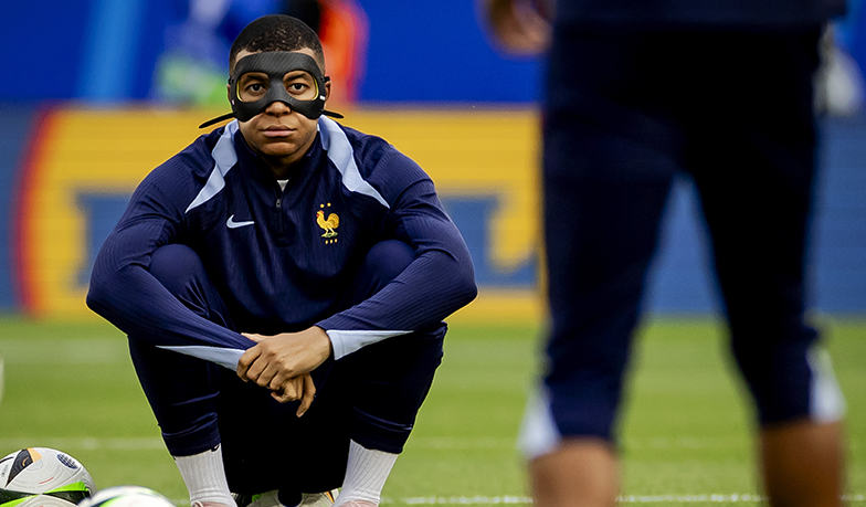 Foto: MARCA: PSG trzyma za słowo Mbappé